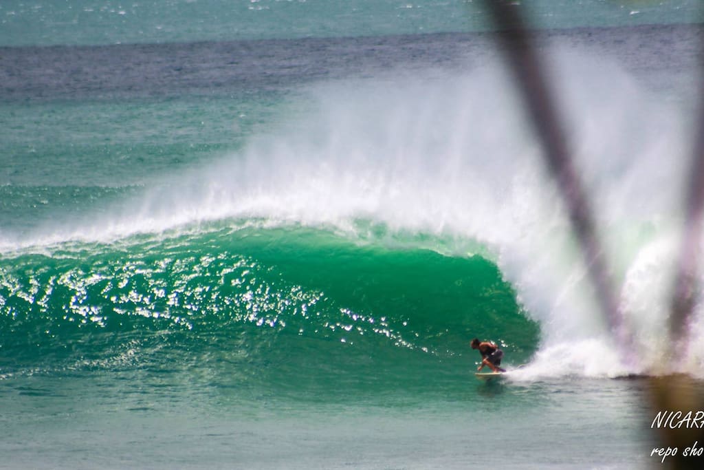 Offshore winds all day