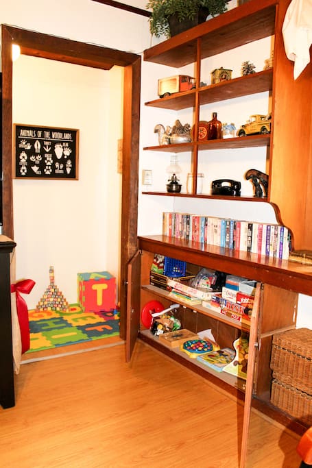 Kid's cubby, and corner with books and games