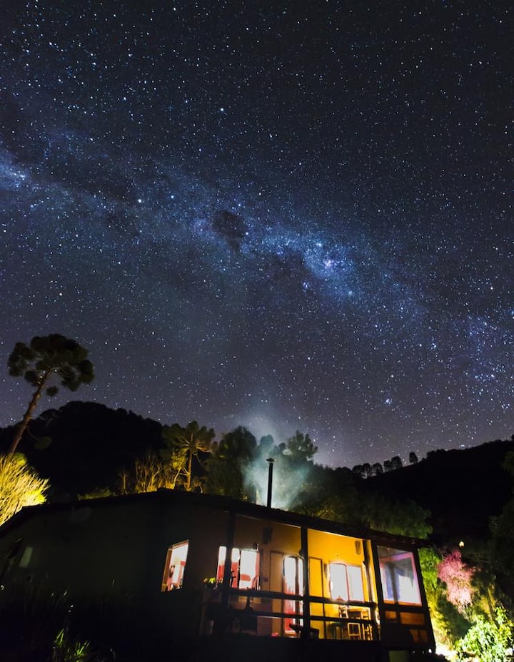 Casa 2 quartos, com lareira