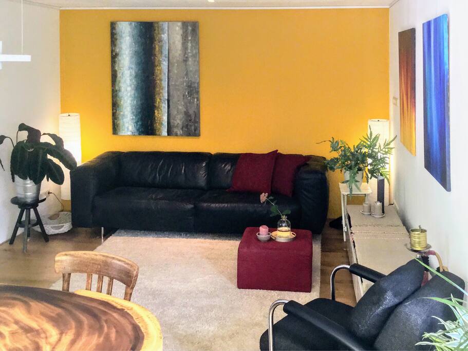 Nice lounge area