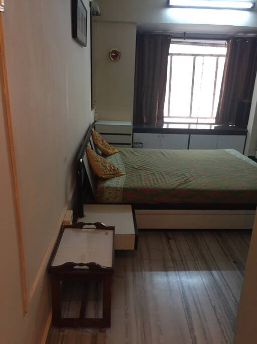 Huge bed, comfortable for 2