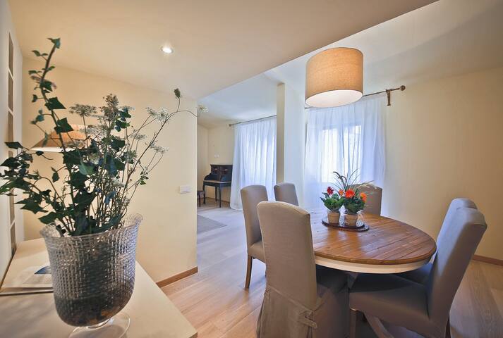 Alfani 3b near GALLERIA ACCADEMIA gallery image 4