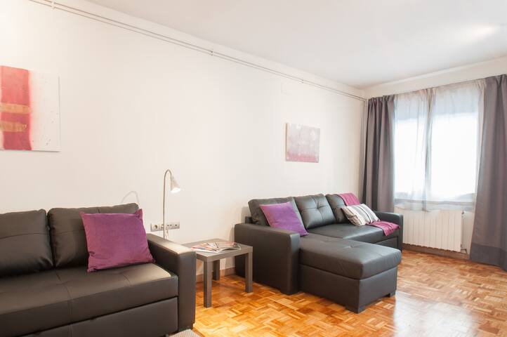 Autèntic Arc de Triomf Apartment gallery image 3