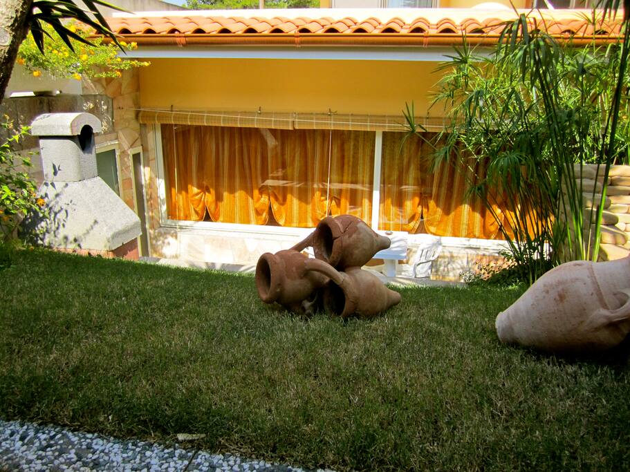 Giardino davanti all'appartamento