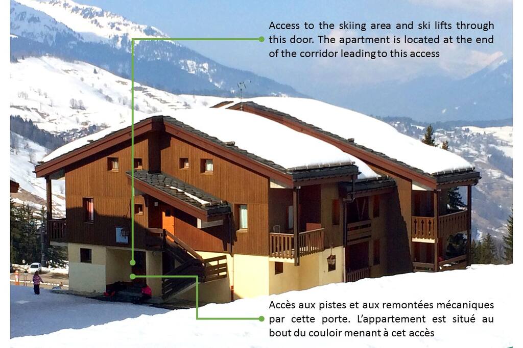 Accès aux pistes au bout du couloir