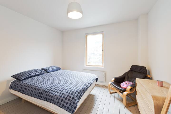 Modern house in Dublin’s city centre gallery image 3