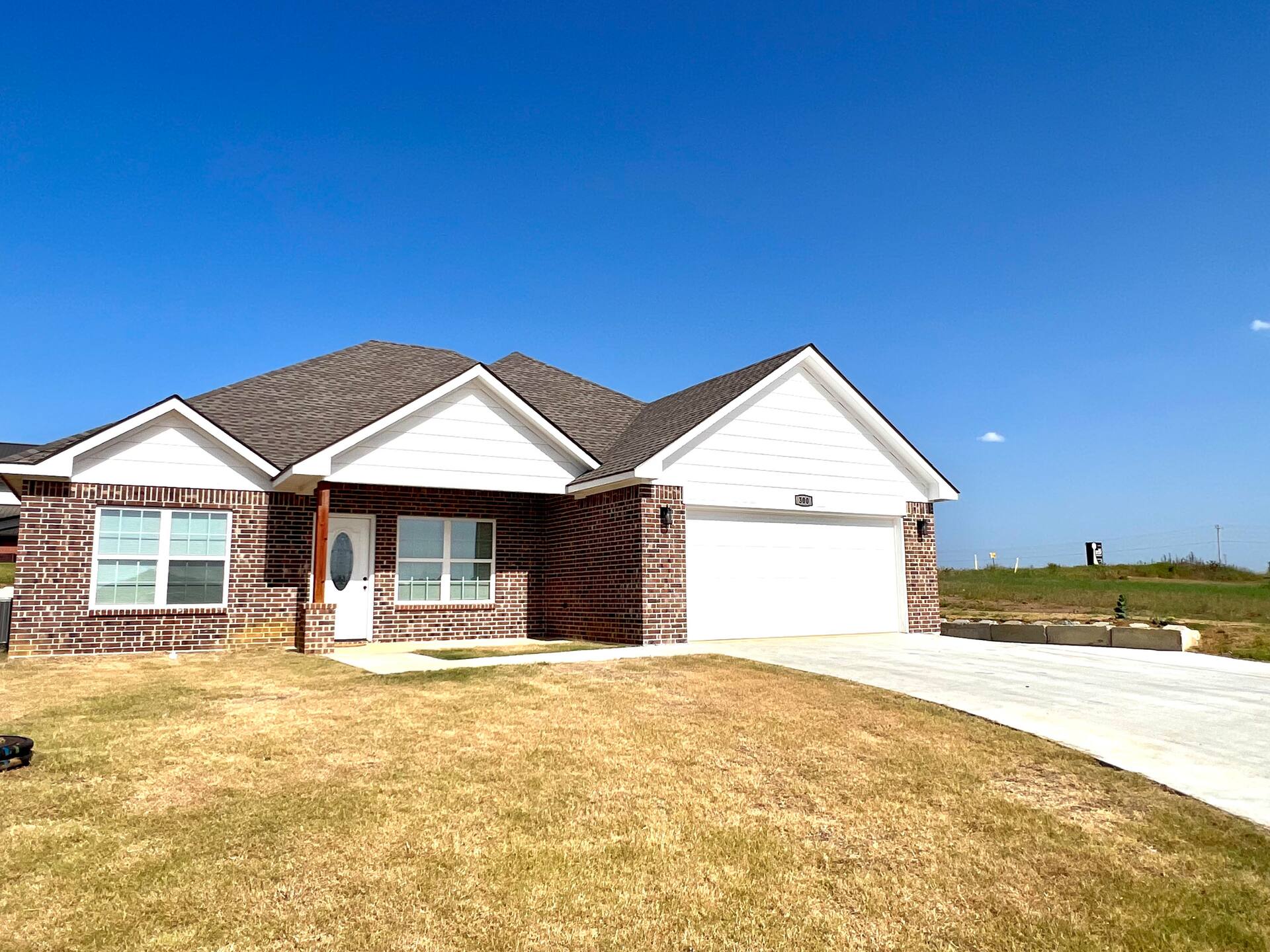 Spacious 4 BR Home in Durant,OK