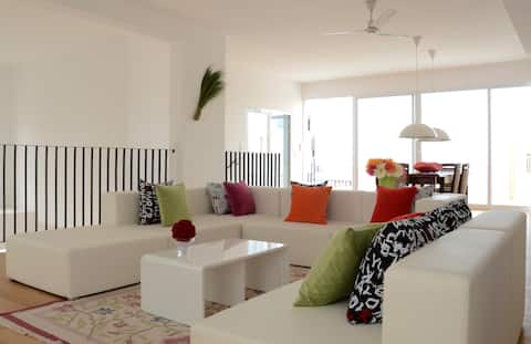 Beautiful Seafront Villa-Mindelo