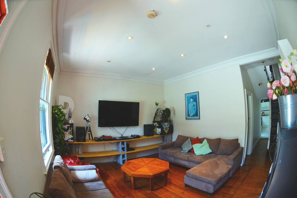 65 inch tv, DJ gear, NETFLIX, STAN and media centre.