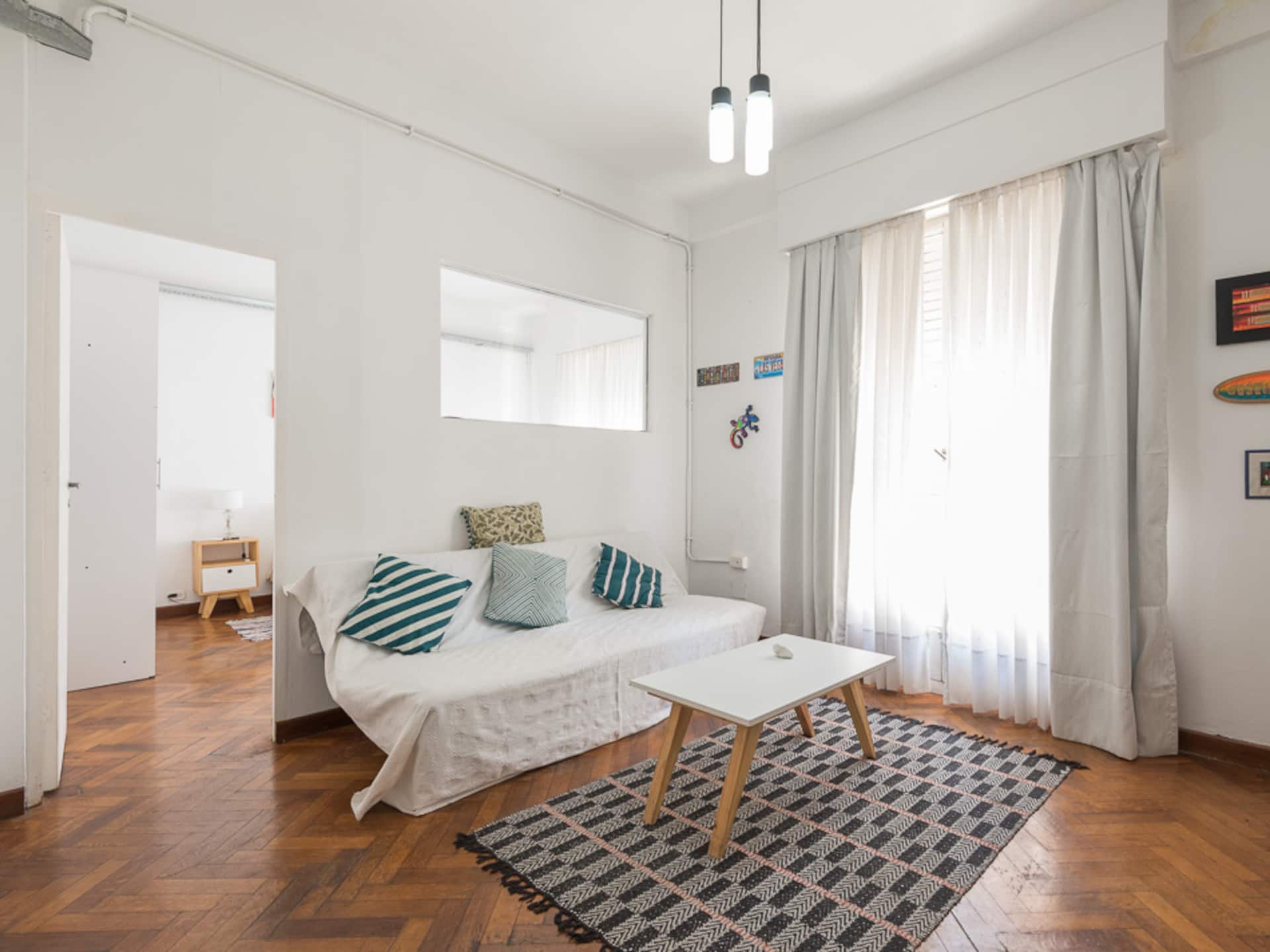 Two-bedroom apartment in Monserrat