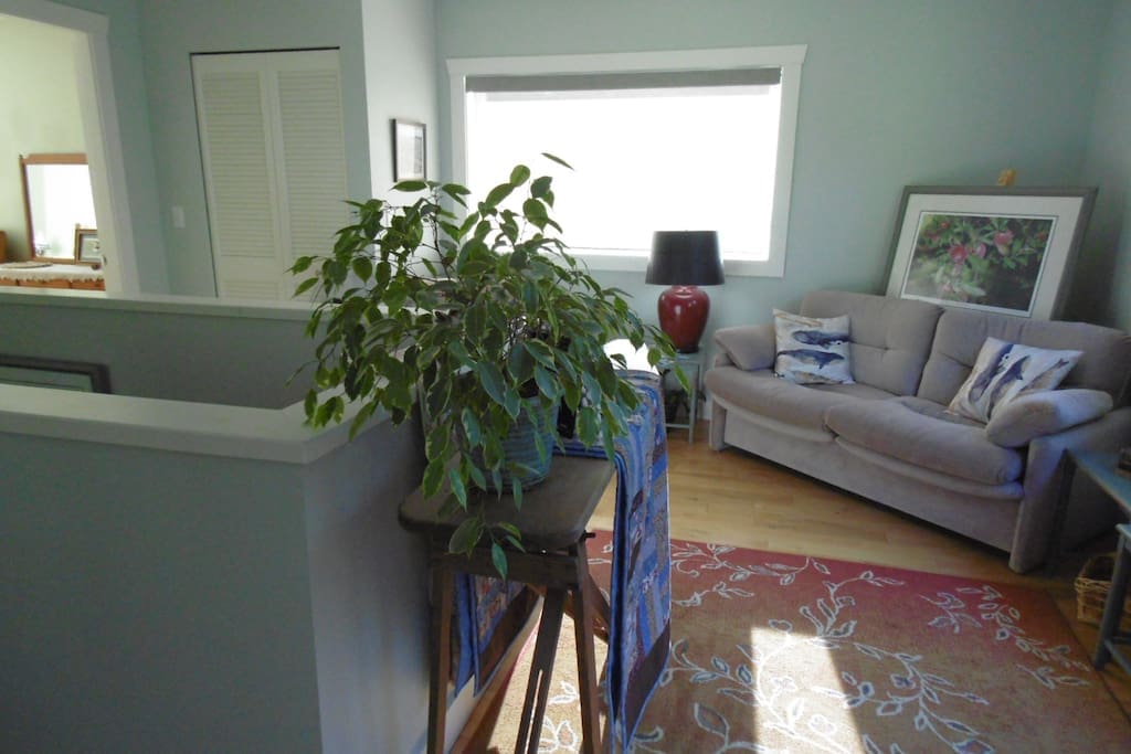 Your bright and cozy sitting room