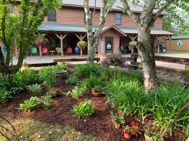 Mille Lacs Lodge – A place in the woods. gallery image 3