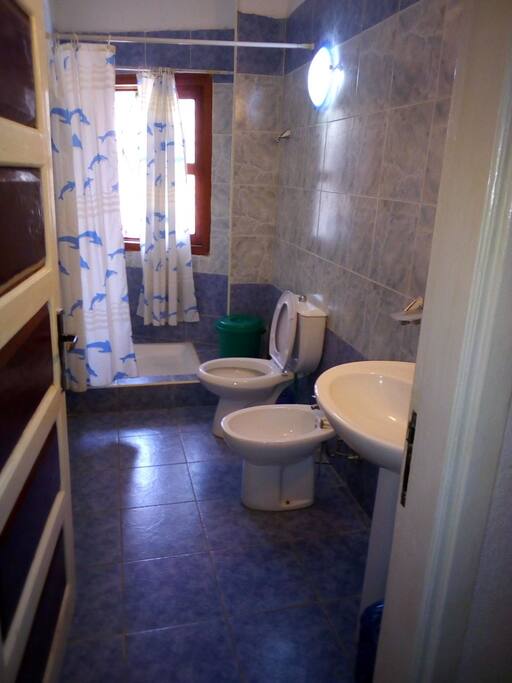 2 bedroom 1 toilet