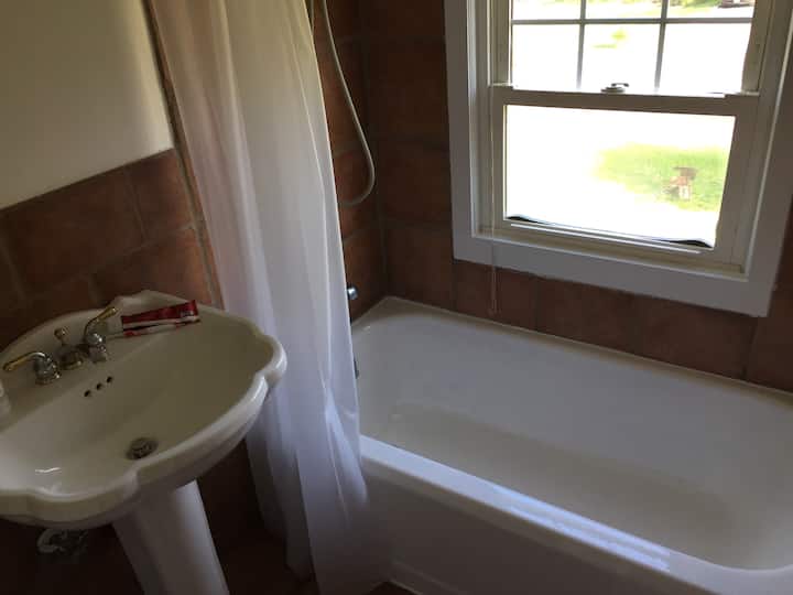 Top 10 Airbnb Vacation Rentals In Riverhead, New York Updated 2024