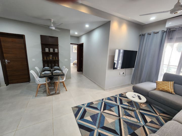 Seaview 2-bedroom Apartment/ Pool & Beach Access - The Gambia