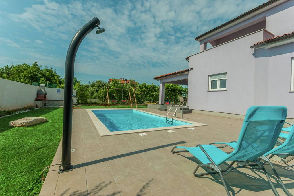 Holiday Home Swimming Pool