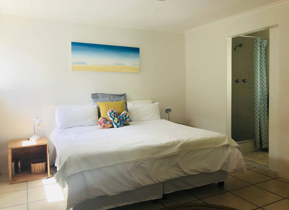 double bed or optionally 2 single beds with ensuite consisting of shower,basin and toilet