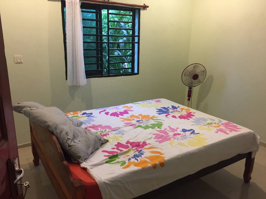 Lit double matelas neuf