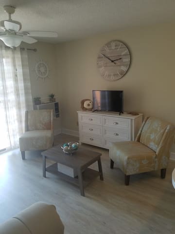 Beach bound condos 107