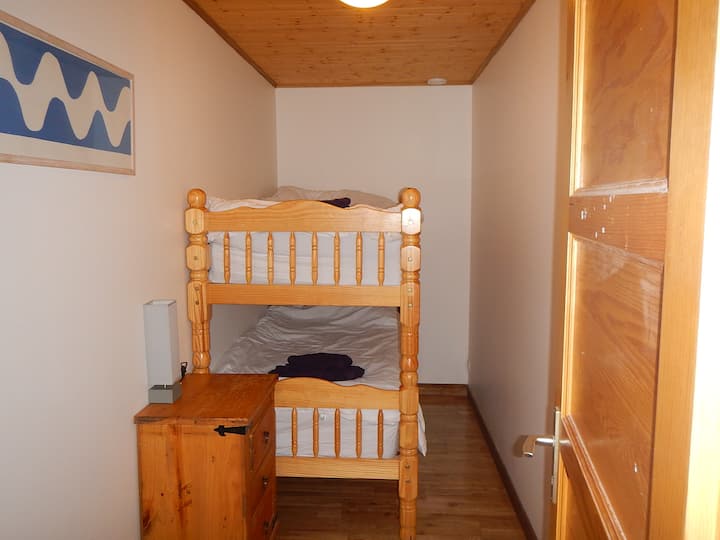 Bunk bed room