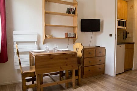 Ski apartment for 2 people, Tignes Val Claret