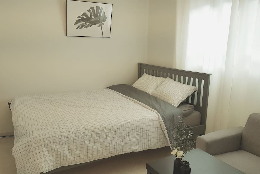 Room 1
