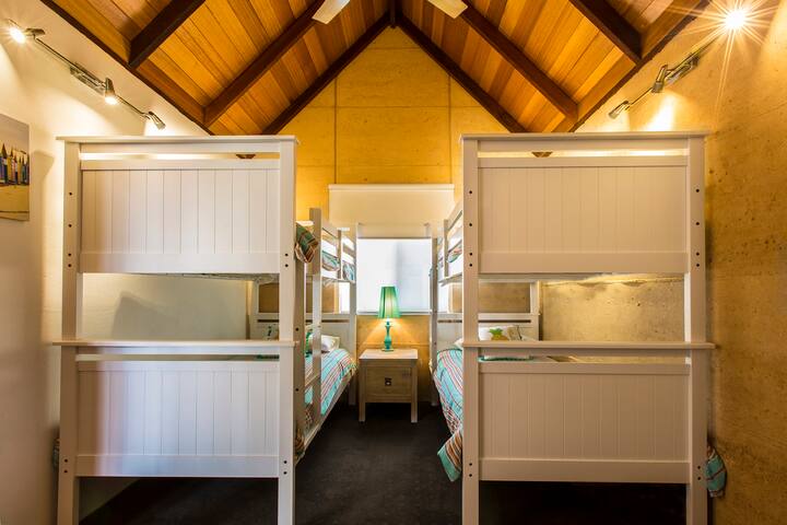 Whalers Cove Villas, Villa Mayflower gallery image 5