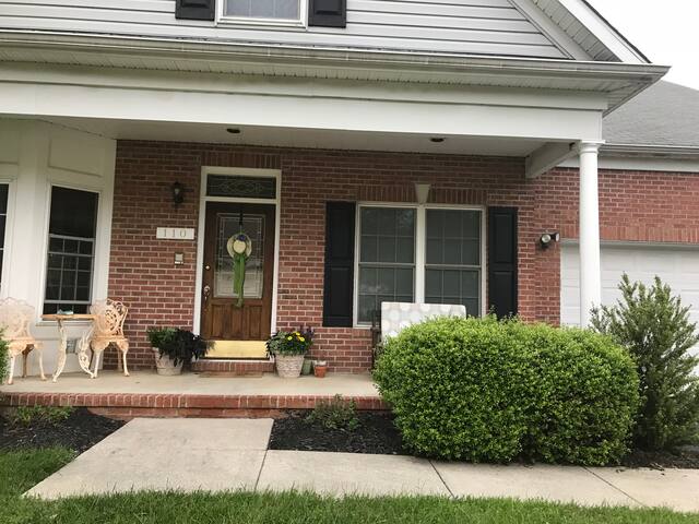 Quiet Private Suite in Historic Reisterstown MD