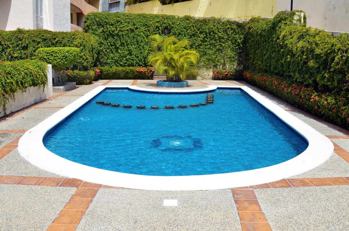 Luxury Ocean View Aguacaliente + 24/7 SECURITY — 2 bedroom vacation rental in Acapulco