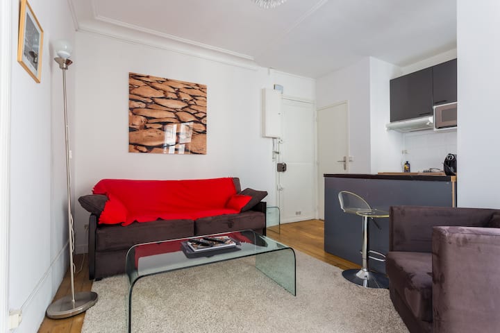 Cosy 2 rooms Oberkampf