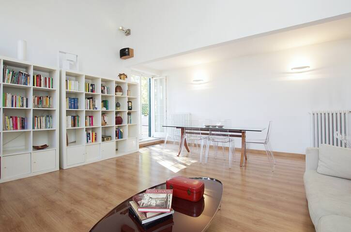 Trastevere Roma: amazing penthouse gallery image 3