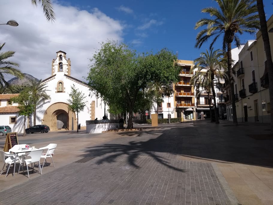Placeta del Convent, peatonal.
