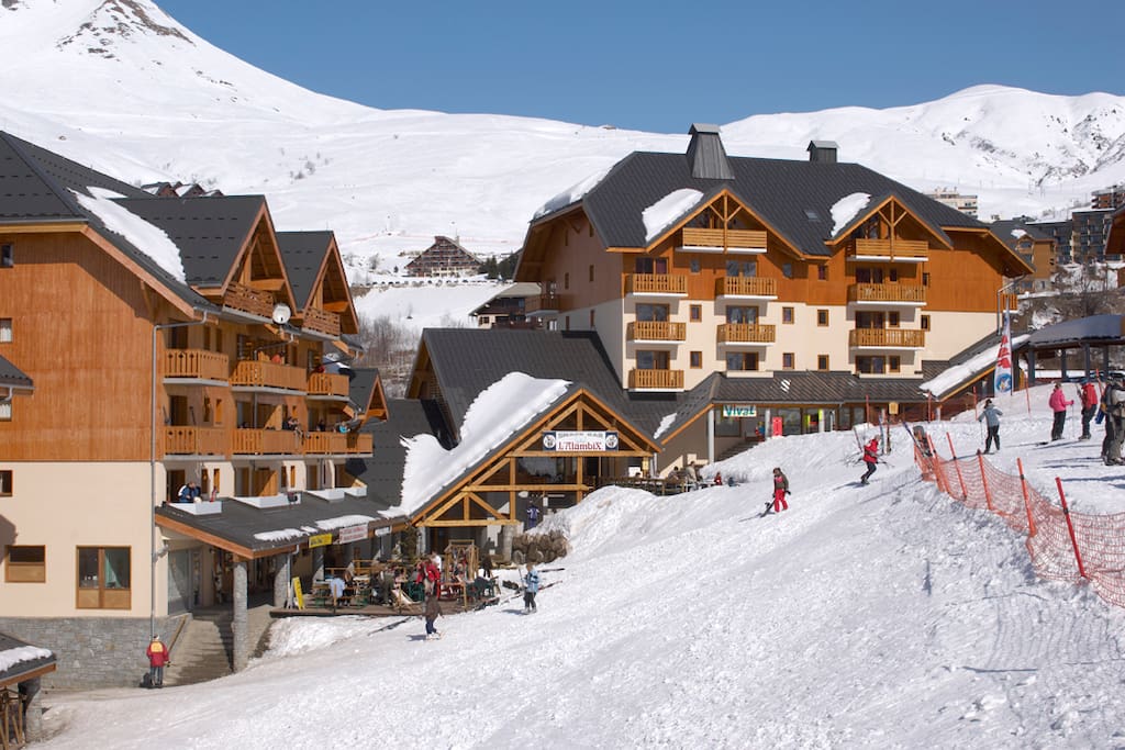 STATION SAINT FRANCOIS LONCHAMP 1650M