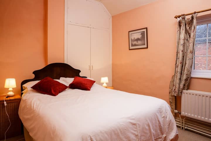 غرفة النوم 2