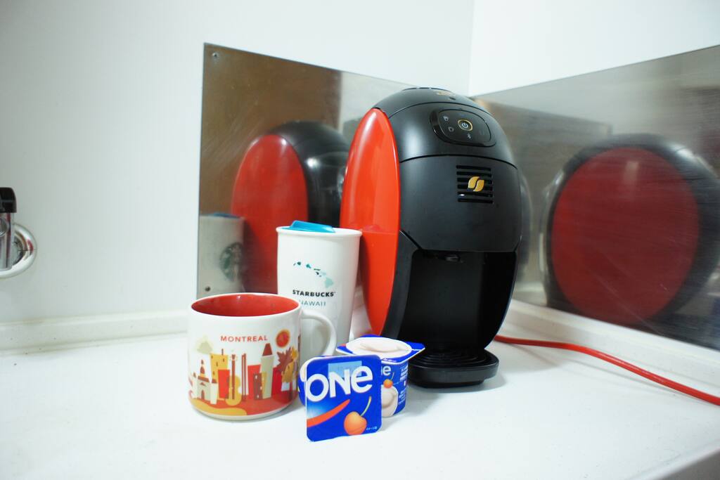 FREE coffee and breakfast