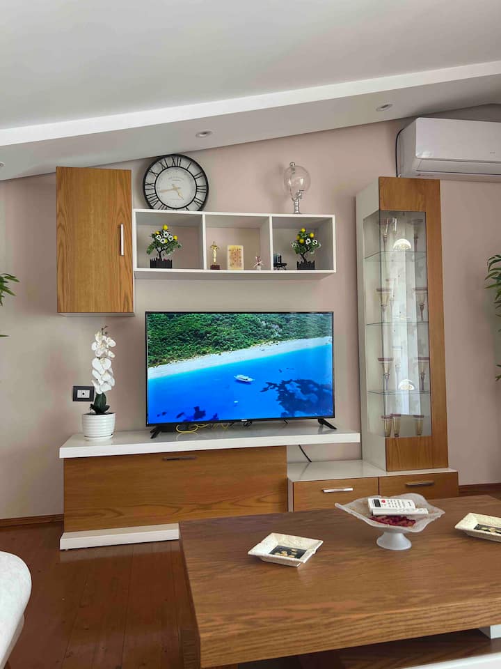 Relaxing Penthouse Durres Beach - Durrës
