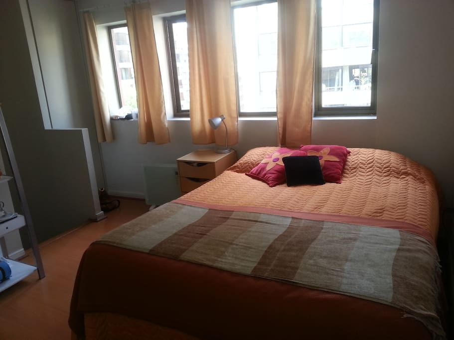 bedroom