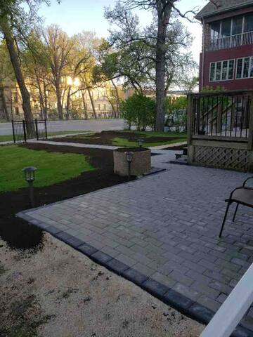 Academy/Wellington, 5 beds, 4 Big TV’s, park gallery image 5