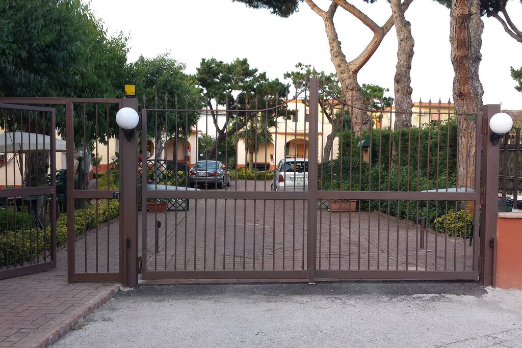 INGRESSO RESIDENCE