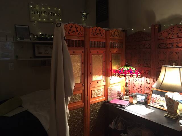 Bright & Inspiring Experience