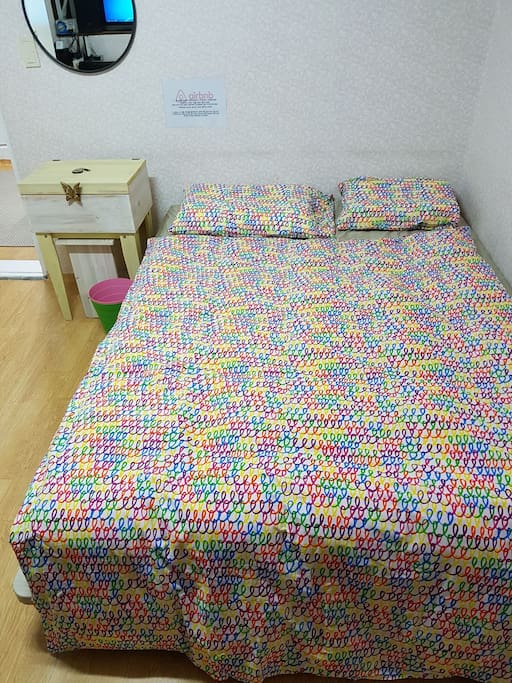 Queen Bed in 1st Room