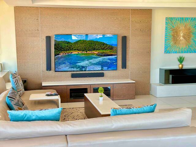 25% off Grand Penthouse / Backup Power / Stunning gallery image 5