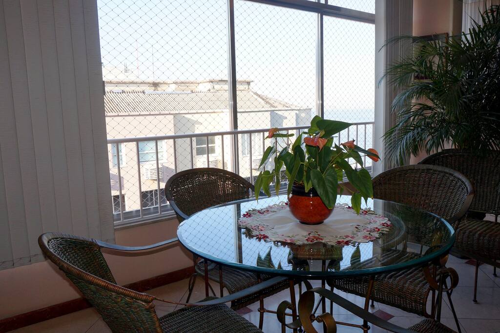 Living room breakfast table with beach view