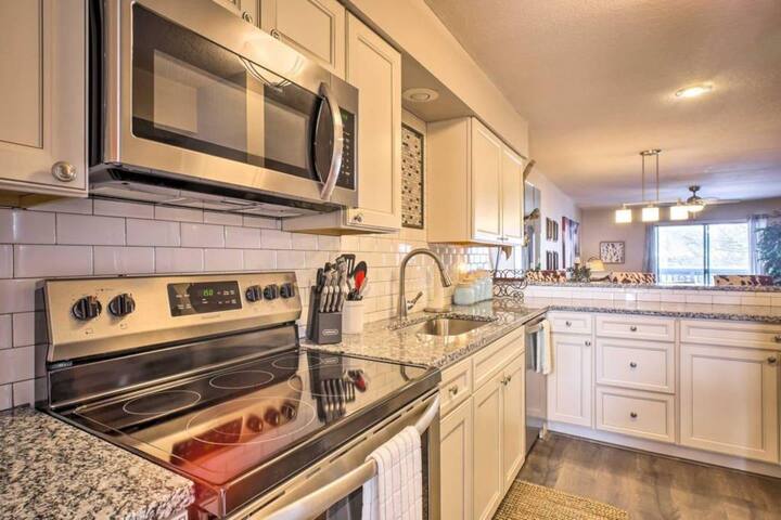 Branson · Best of Branson!  New, 2BED!  CLOSE TO SDC & STRIP
