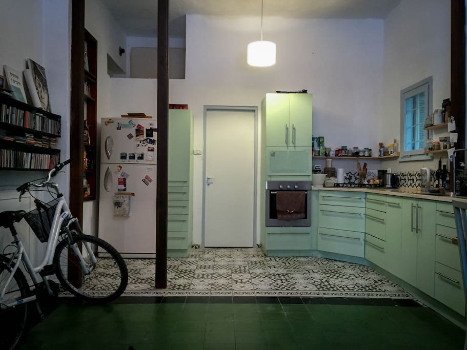 kitchen - with all the kitchen tools you'll need