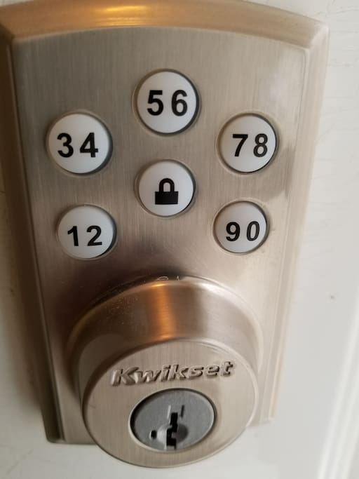 Entrance (keyless)