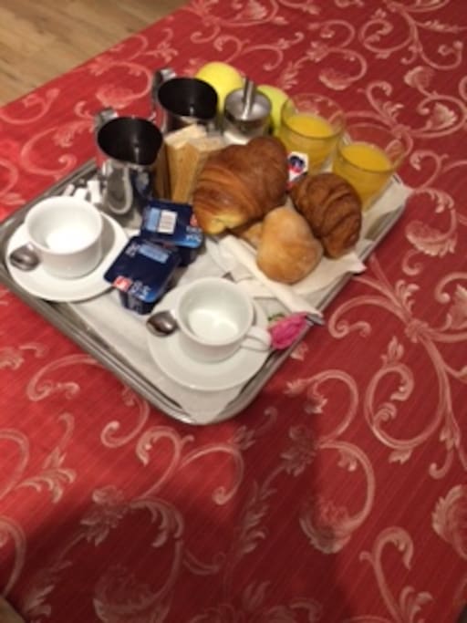 Piccola Colazione servita al mattino