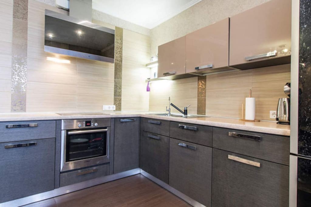 Modern fitted kitchen for Your comfort and tasty dinner!