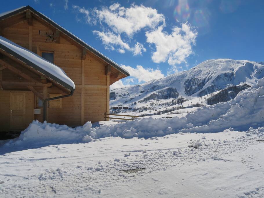 FACE NORD DU CHALET