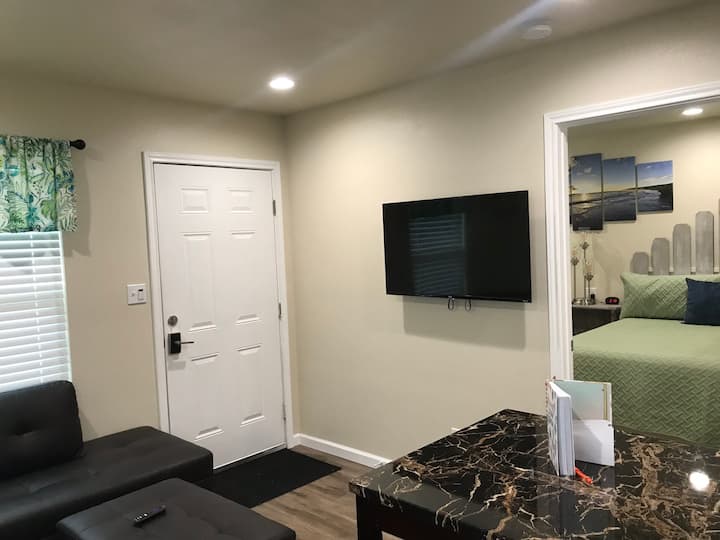 Tipsey Turtle  Coastal Suites, Llc. - Aransas Pass, TX